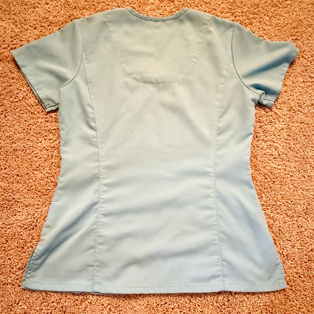 Size small Scrubs - Picture 12 of 13